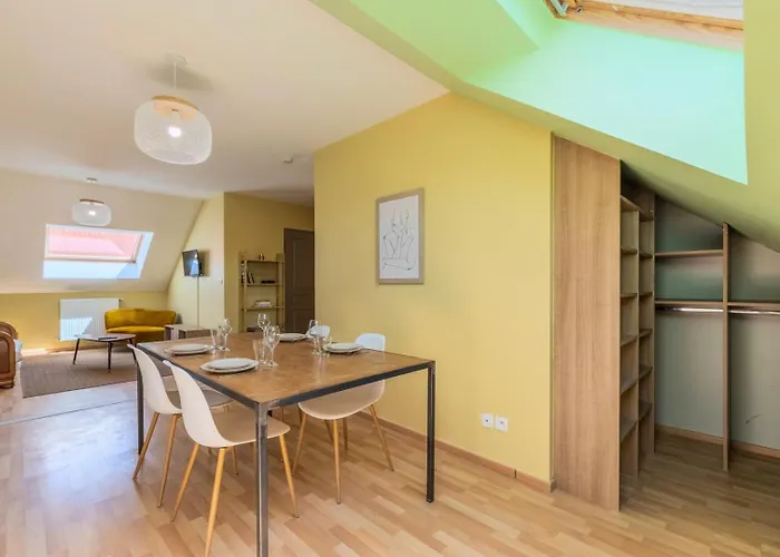 2 Proche Métro&tram Appartement